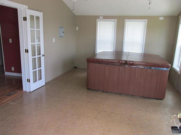 2nd image of 1190 W State Road 16