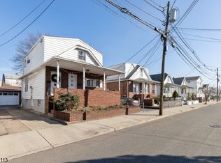 15 Sidney St, Lodi, NJ 07644