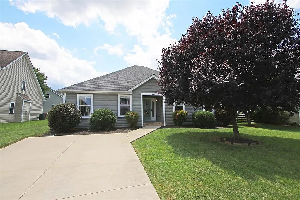 1066 Pendleton Dr photo 1