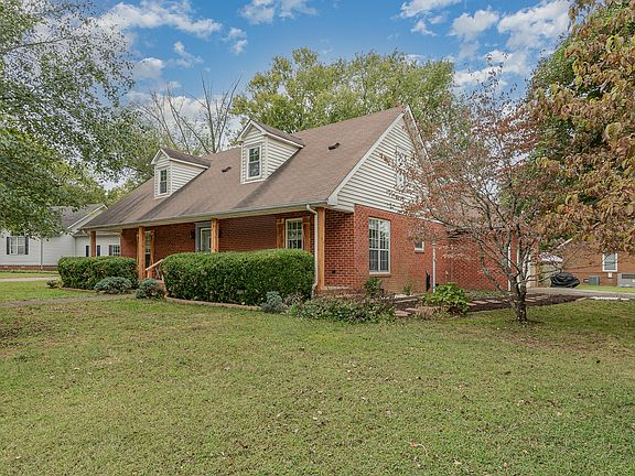 4th image of 2302 Riverstone Dr