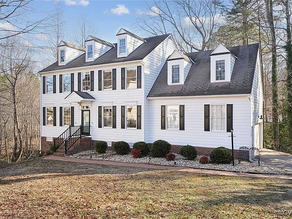 2nd image of 9150 Kings Charter Dr