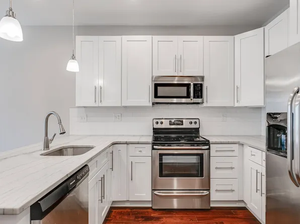 604 W Thompson St #A, Philadelphia, PA 19122