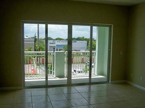 3rd image of 5515 Plunkett St APT 301