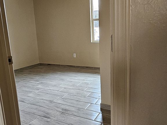 5th image of 859 S Espina St