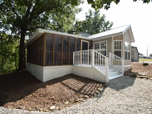 17218 Hickory Ct, Unionville, MO 63565