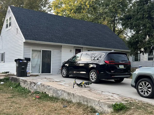 7300 SW 15th St, Des Moines, IA 50315