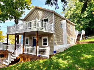 216 Tanners Ln, Hudson, NY 12534