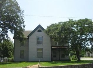 730 Olive St, Carthage, MO 64836