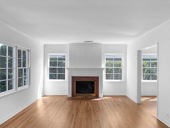 4th image of 818 E Hermosa Dr