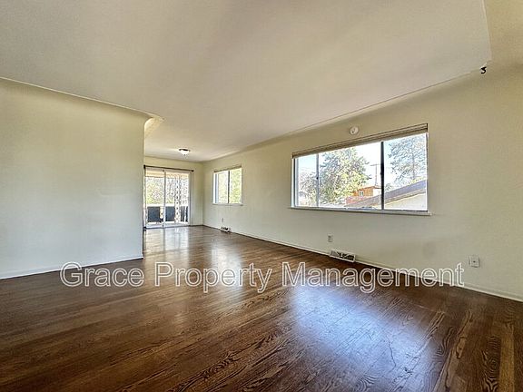 3rd image of 1570 N Tamarac St Unit A