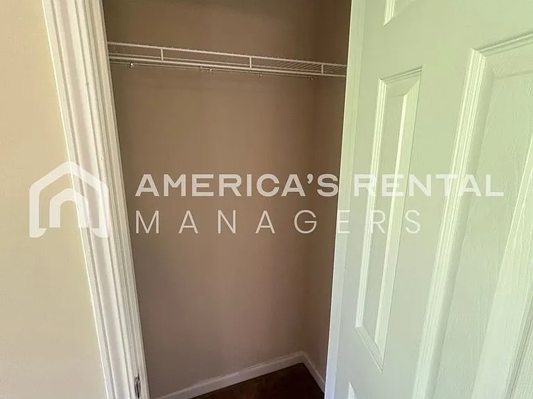 5136 Falling Creek Ln — Photo 25