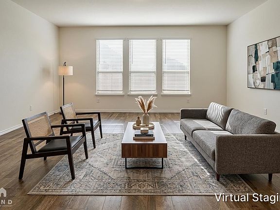 3rd image of 426 Milverton Dr