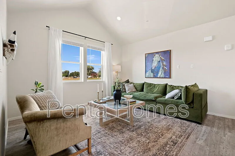 2 bed, 2.0 bath, 1166 sqft, $2,200 — Photo 2
