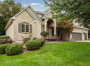 205 SW Lewis Ct, Lees Summit, MO 64081