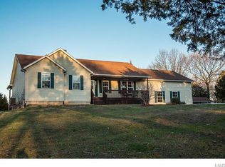 5895 Gods Country Ln, House Springs, MO 63051