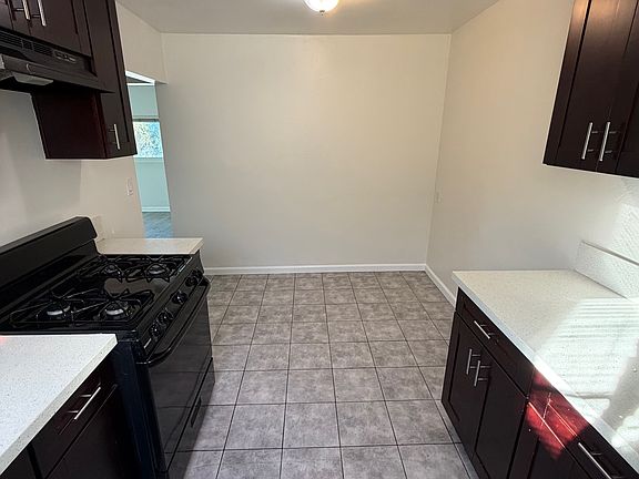 3rd image of 225 S 38th St #B