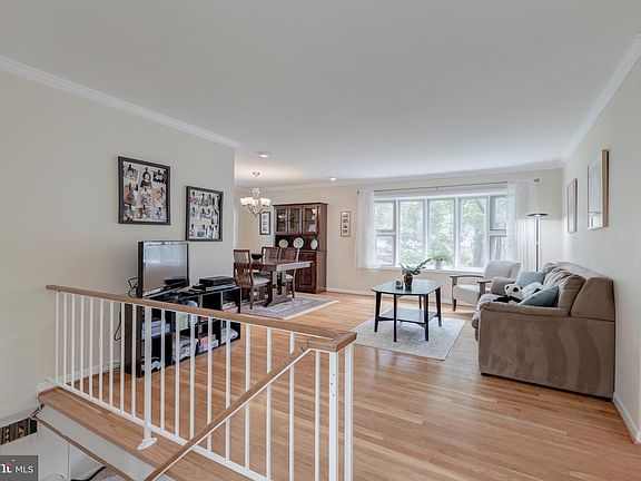 4th image of 4410 Morgal St