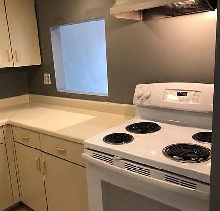 3rd image of 4314 NW 9th Ave APT 3-3C
