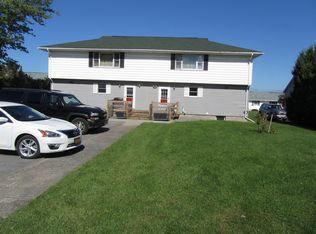 400 Galavotti Pl, Canastota, NY 13032