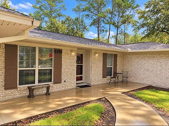 5th image of 4392 Fox Meadows Rd
