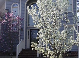 105 Brook Fryar St, Cary, NC 27519