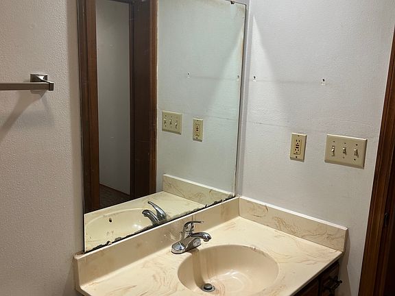 5th image of 4722 Trevor Cir #1