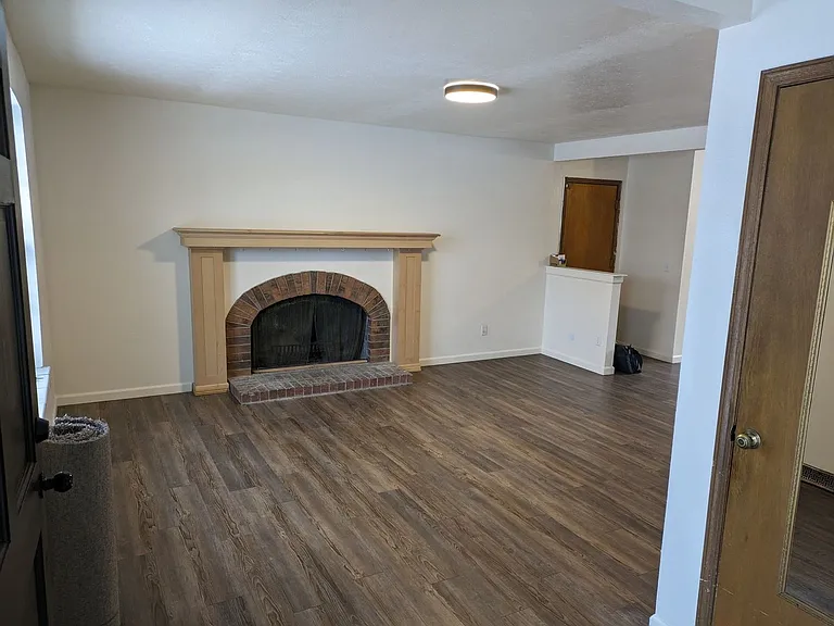 11065 Pinyon Dr — Photo 3
