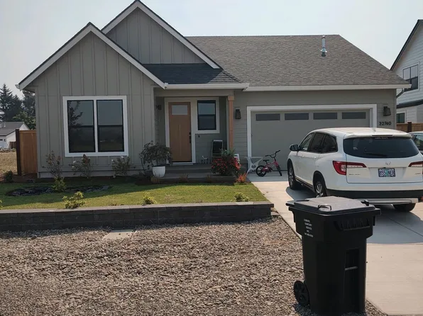 32740 Macy St, Coburg, OR 97408