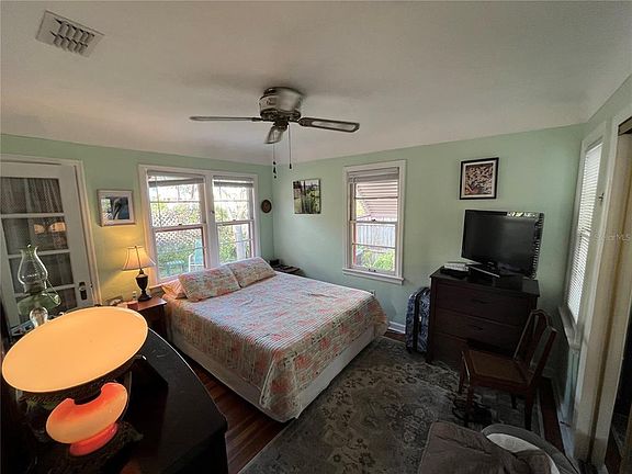 4th image of 3000 56th St S