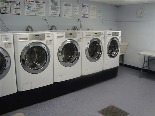 Sold by Benjamin Realty Since 1980 | media 15