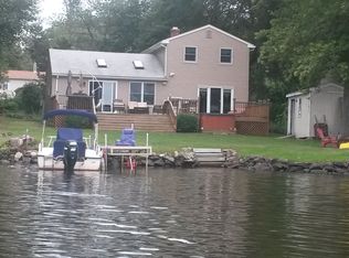 37 Steere Rd, Glocester, RI 02814