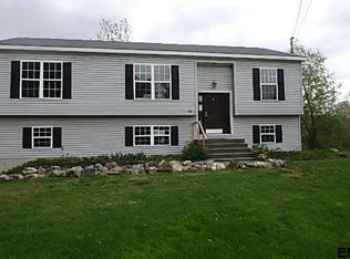 446 Weatherwax Rd, Averill Park, NY 12018
