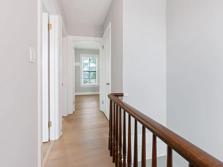 349 N Mulberry St — Photo 33