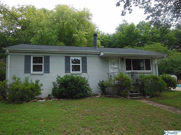 2nd image of 500 Greenacres Dr NW