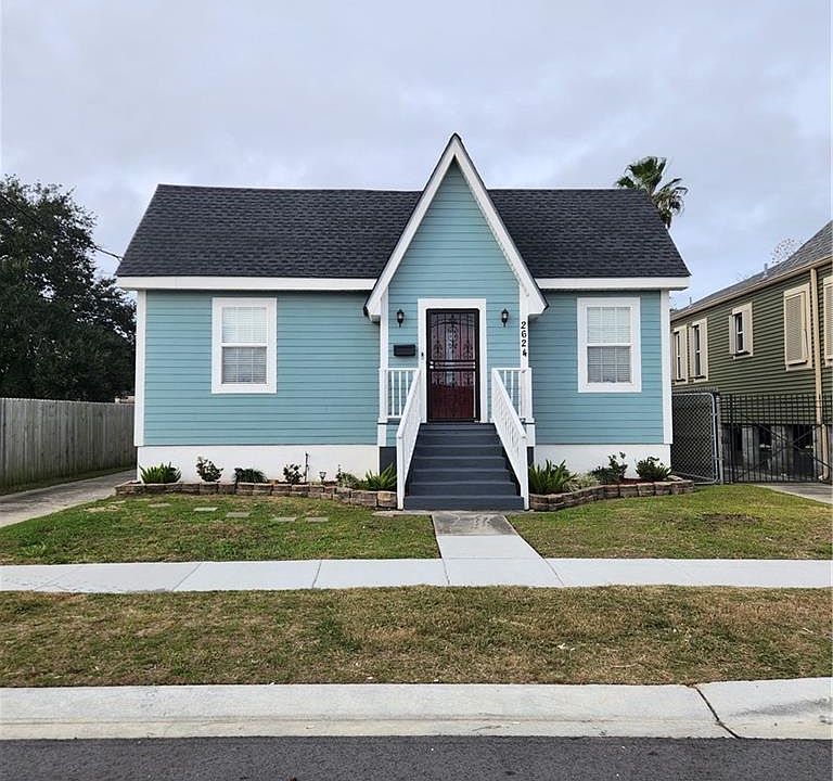 1st image of 2624 Painters St