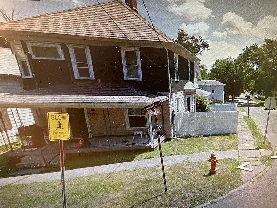 1st image of 141 S Uhrich St