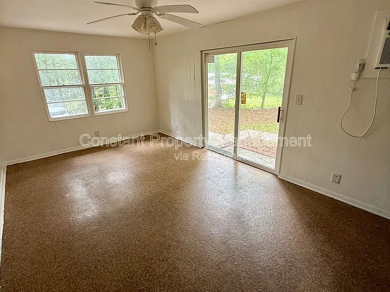 4158 Log Cabin Dr — Photo 9
