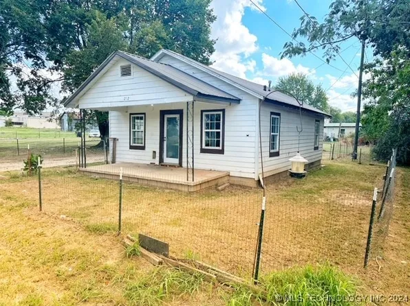 212 S Creek St, Holdenville, OK 74848
