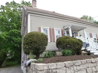 29 Pleasant St, Somersworth, NH 03878