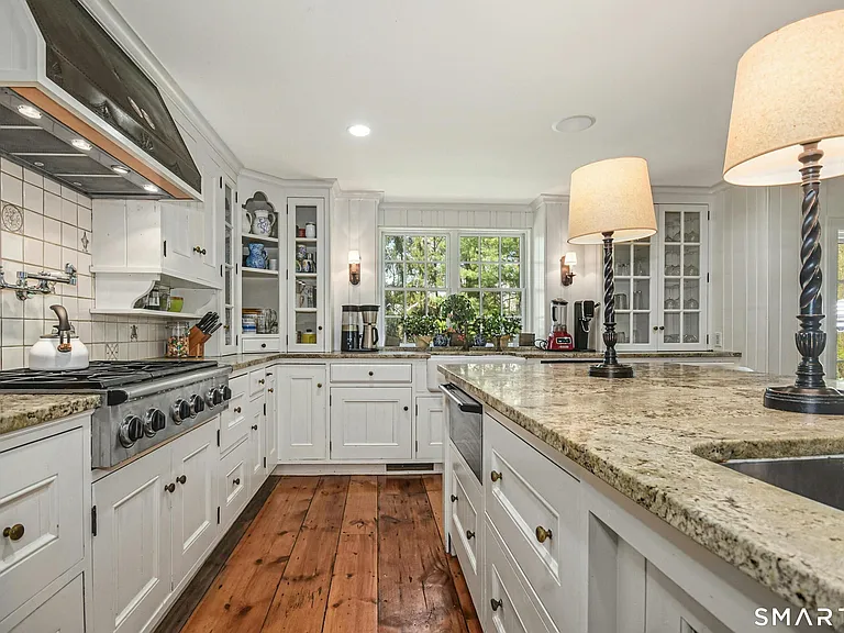 25 Stephanie Ln — Photo 12