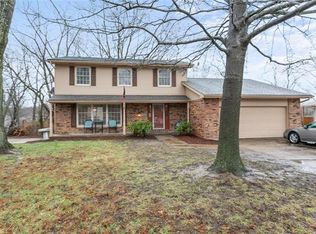 5702 NW Raintree Ct, Kansas City, MO 64152