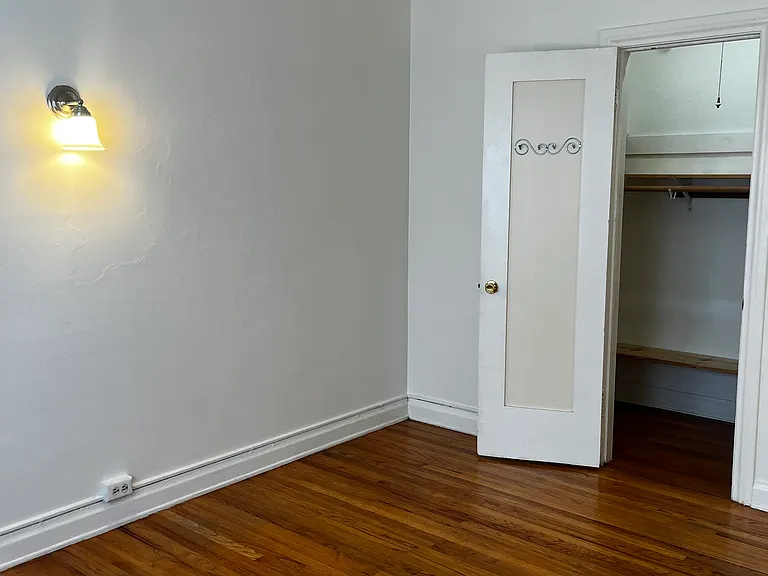 222 N Chevy Chase Dr #5 — Photo 12