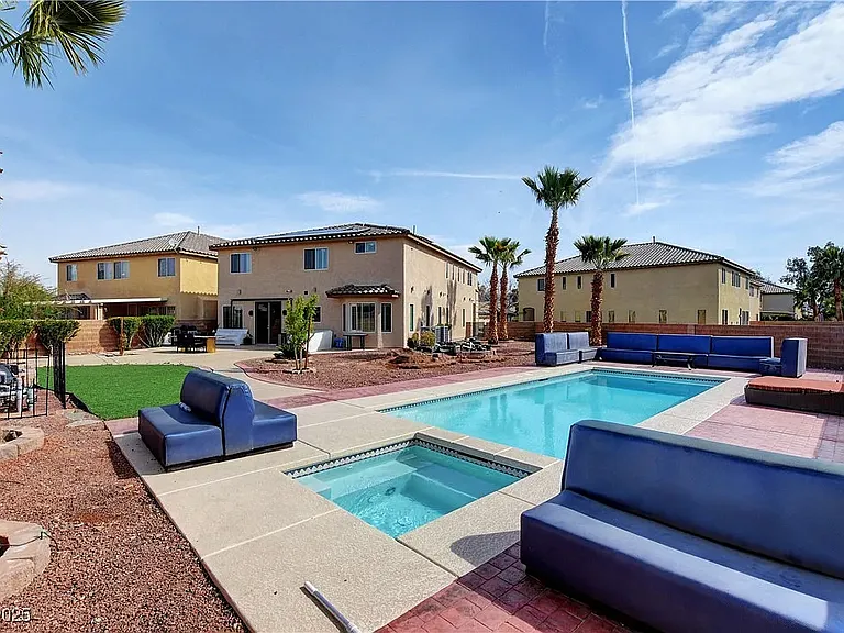 3541 Winter Wren St — Photo 42