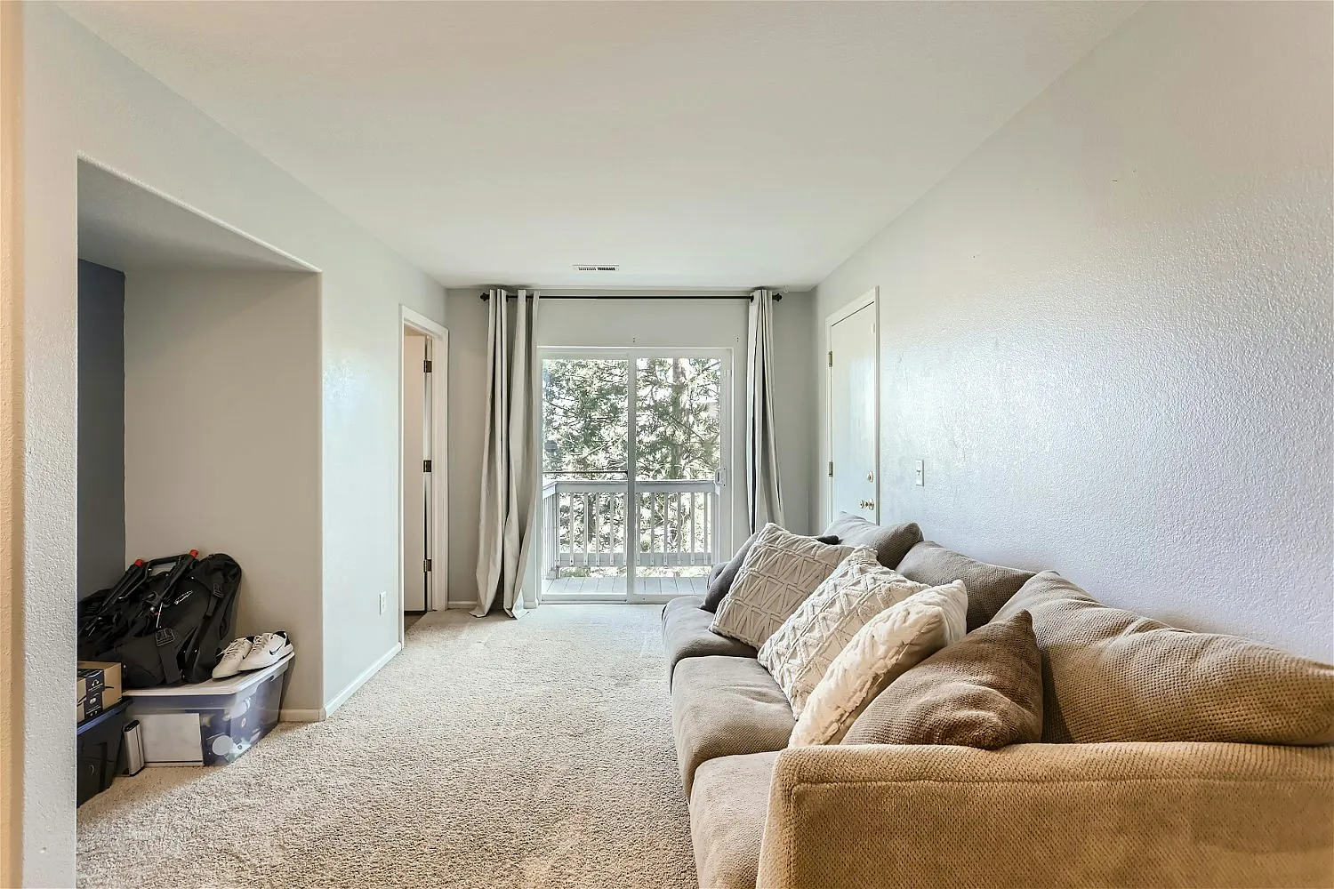 11701 Fenwick Circle — Photo 4