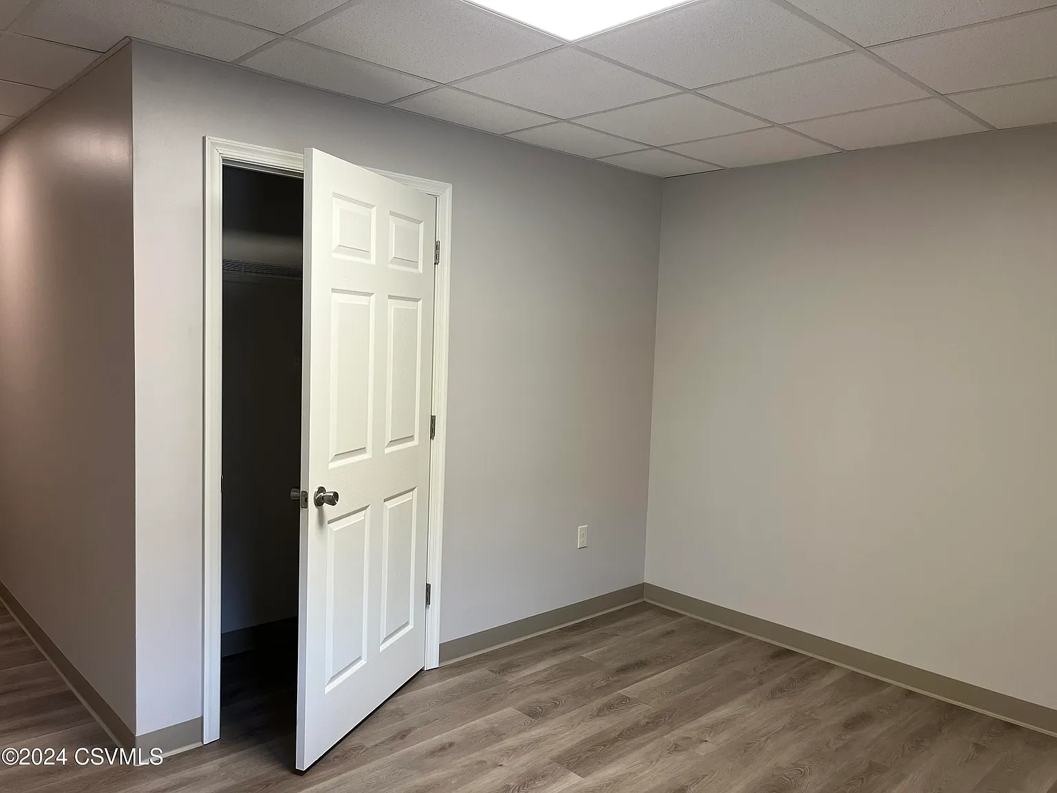 2 bed, 1000 sqft, $950 — Photo 4