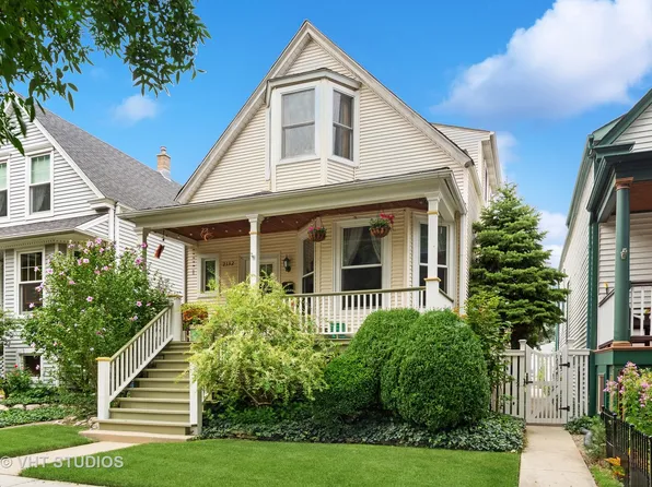 2132 W Summerdale Ave, Chicago, IL 60625