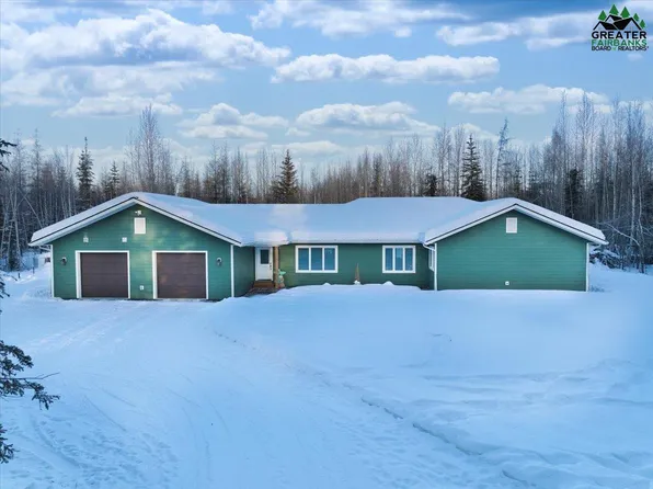 3398 Moosewalk Rd, North Pole, AK 99705