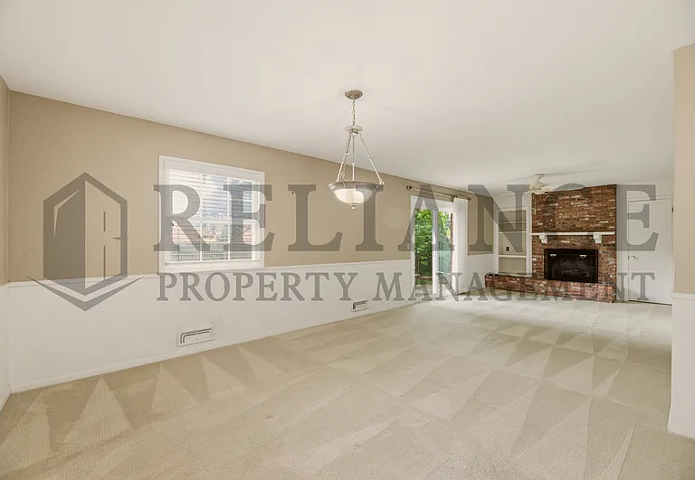 6517 E Elm St — Photo 15
