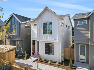 4832 NE Campaign St, Portland, OR 97218