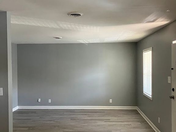 3rd image of 2063 Vineville Ave #N6